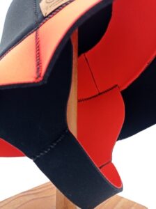 détail mentonnière orange Intérieur de l'aquabob